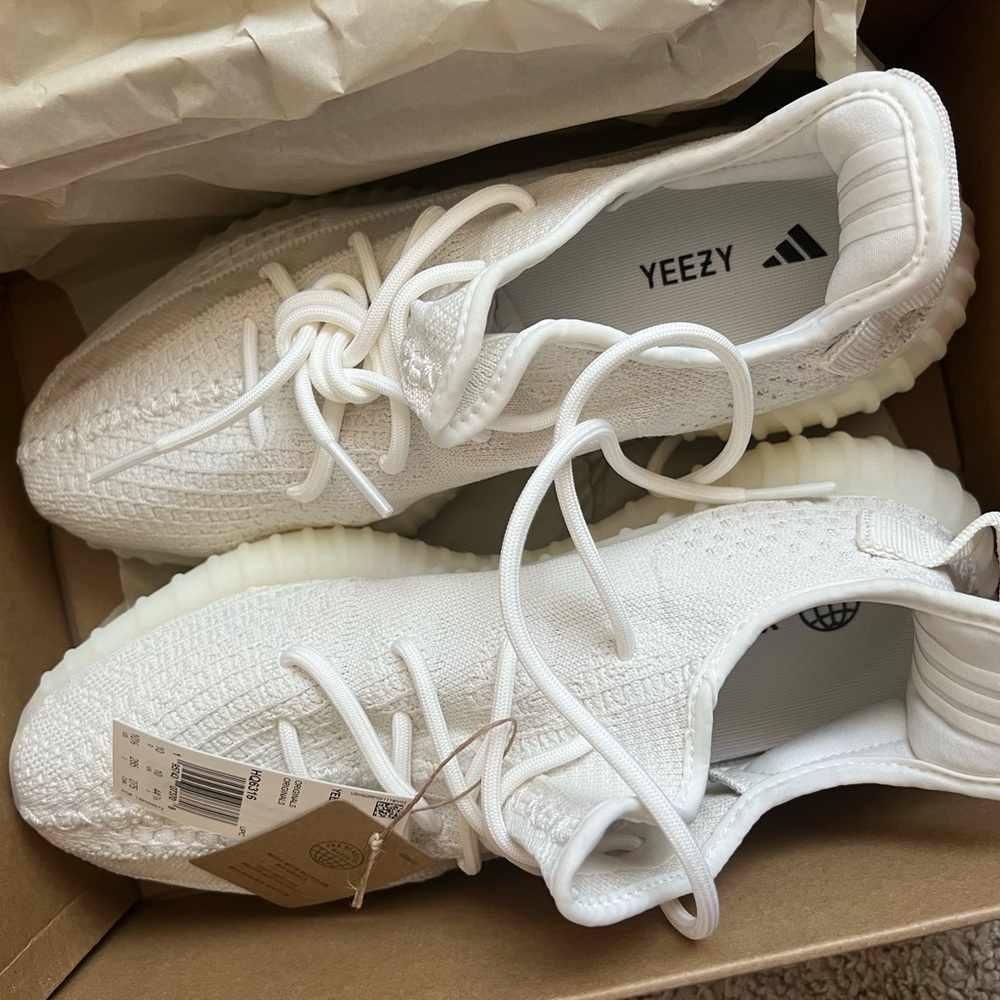 Yeezy Shoes